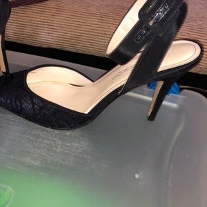 Elegant heel